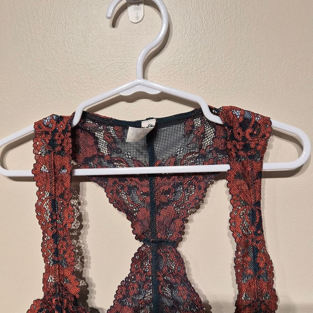 Intimately Free People Medium Wild Roses Racerback Bralette Navy and Rust - Picture 4 of 5